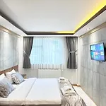 The Blue Mansion Modern Hotel