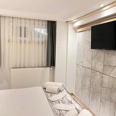 The Blue Mansion Modern فندق