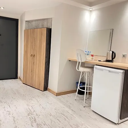 The Blue Mansion Modern فندق