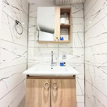 The Blue Mansion Modern Hotel *